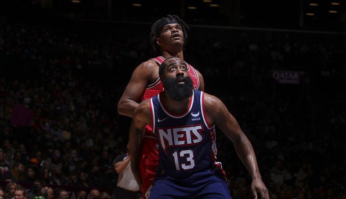  公牛德罗赞末节18分逆转热火  