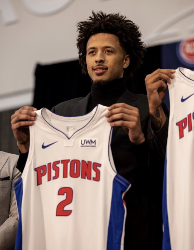  活塞新秀对决状元，康宁汉姆险胜文班亚马  